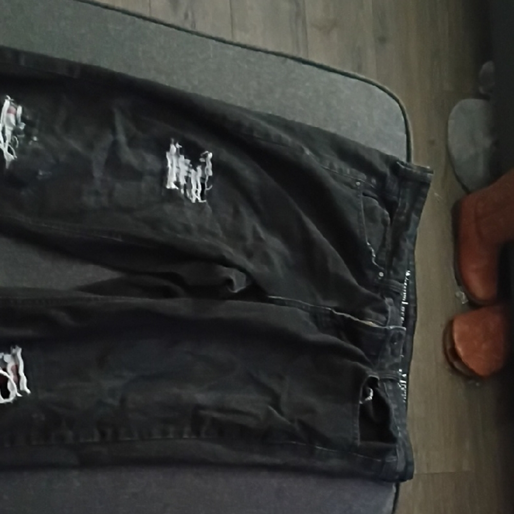 Natural Reflections Black Distressed Women's Jeans